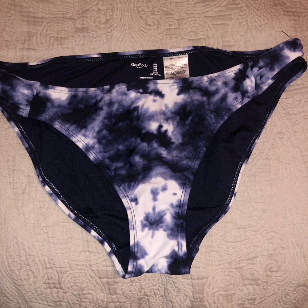 Gap bikini bottom